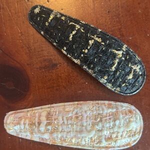 handmade hair clips : brand new